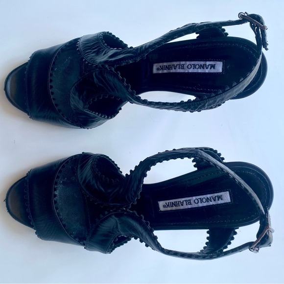 EUC Manolo Blahnik Black leather Sandals Heels, size 37.5, US 7.5 - Picture 5 of 7